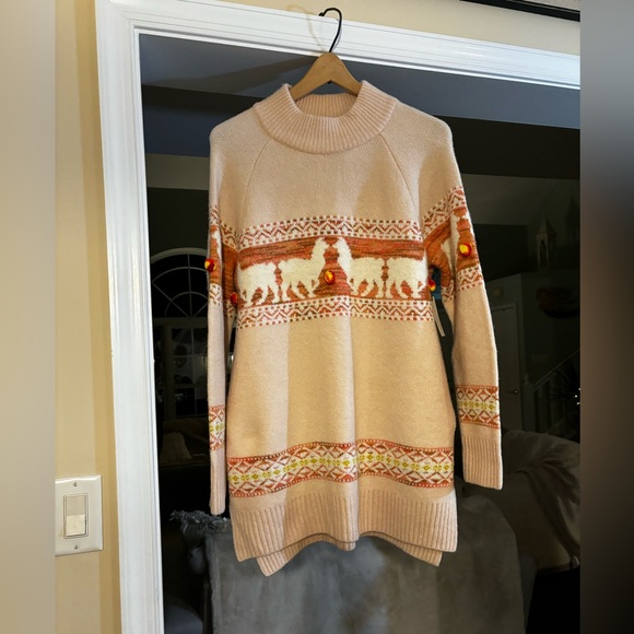 NEW.  NWT Anthropology llama sweater - Picture 9 of 16